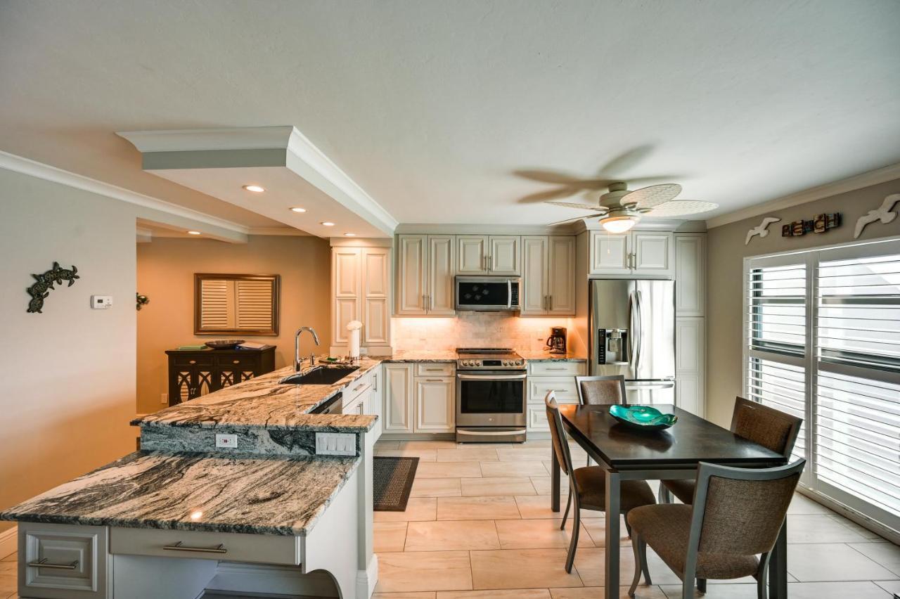 Coastal Marco Island Condo With Club Amenities! Eksteriør billede